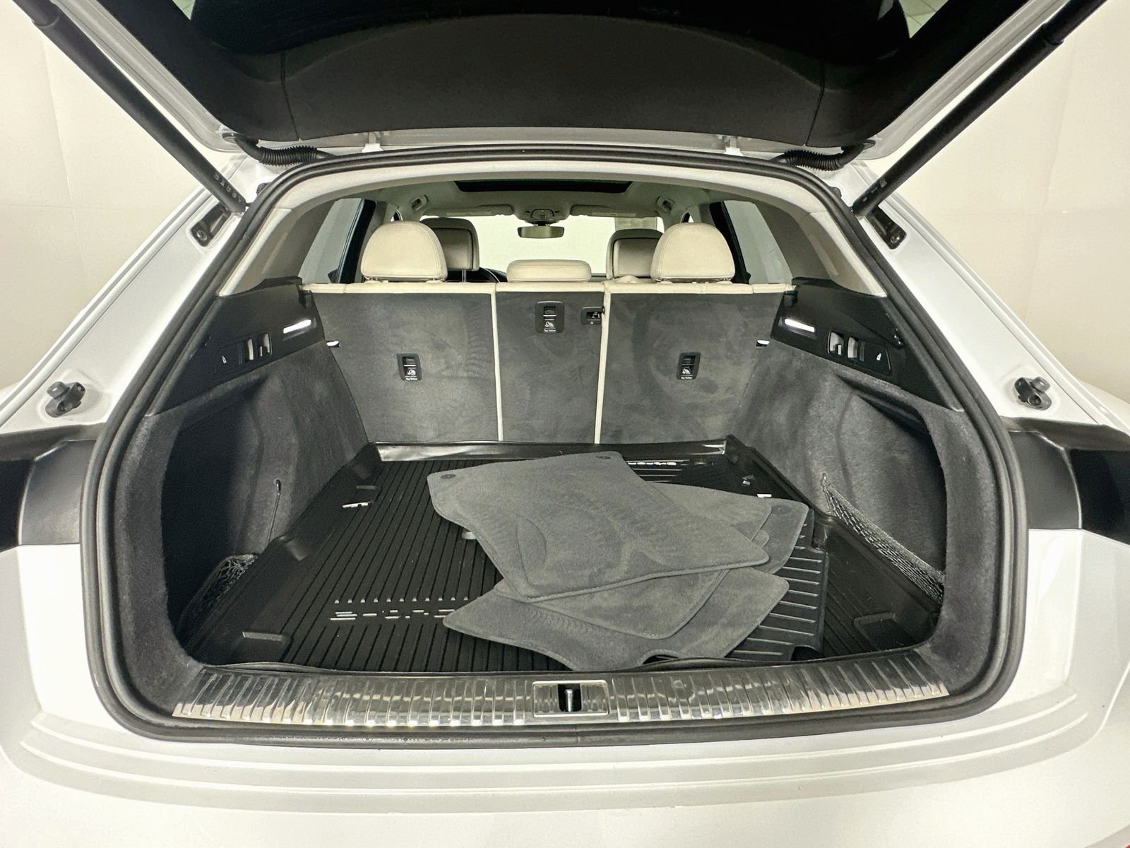 Used 2024 Glacier White Metallic Audi Premium Plus image 28