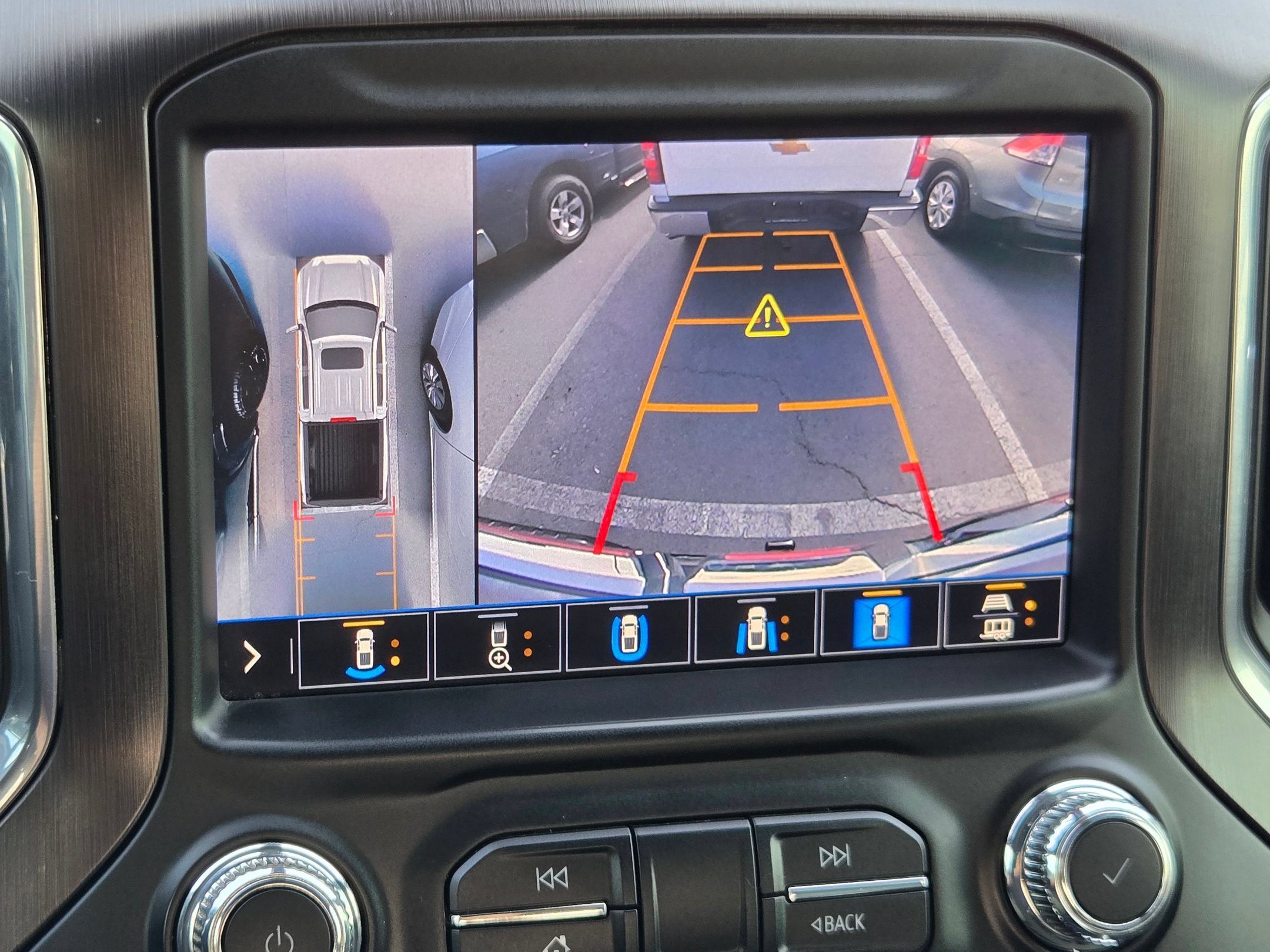 Used 2020 Onyx Black GMC AT4 image 31