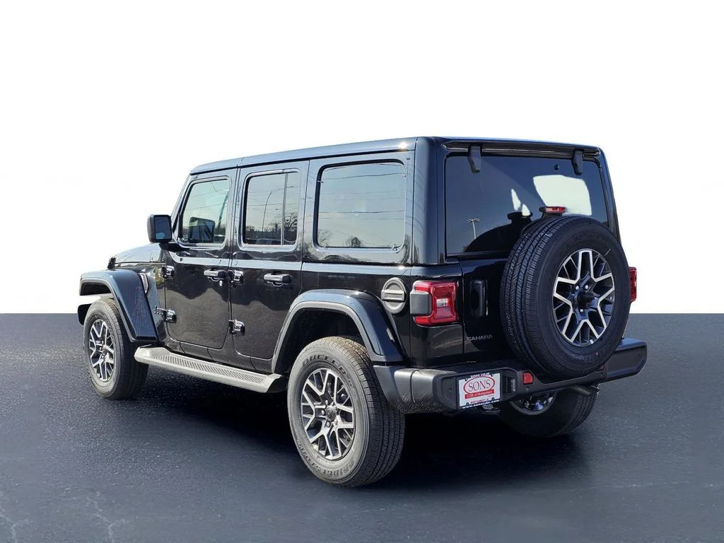 New 2026 Black Clear-Coat Exterior Paint Jeep Sahara image 13