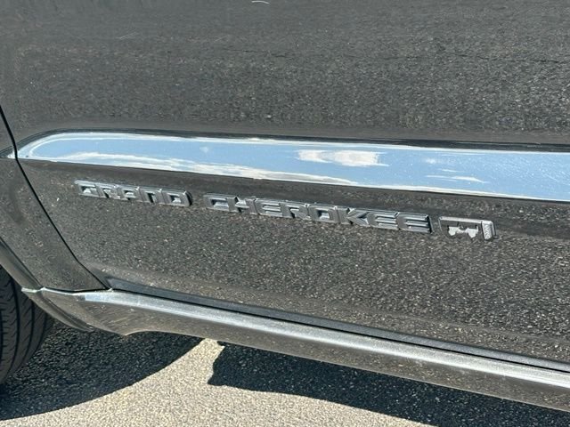Used 2022 Black Jeep Laredo X image 13
