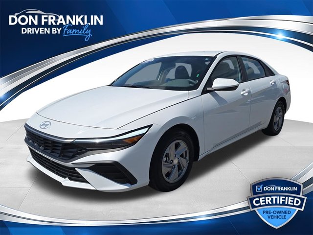 2025 Hyundai Elantra SE