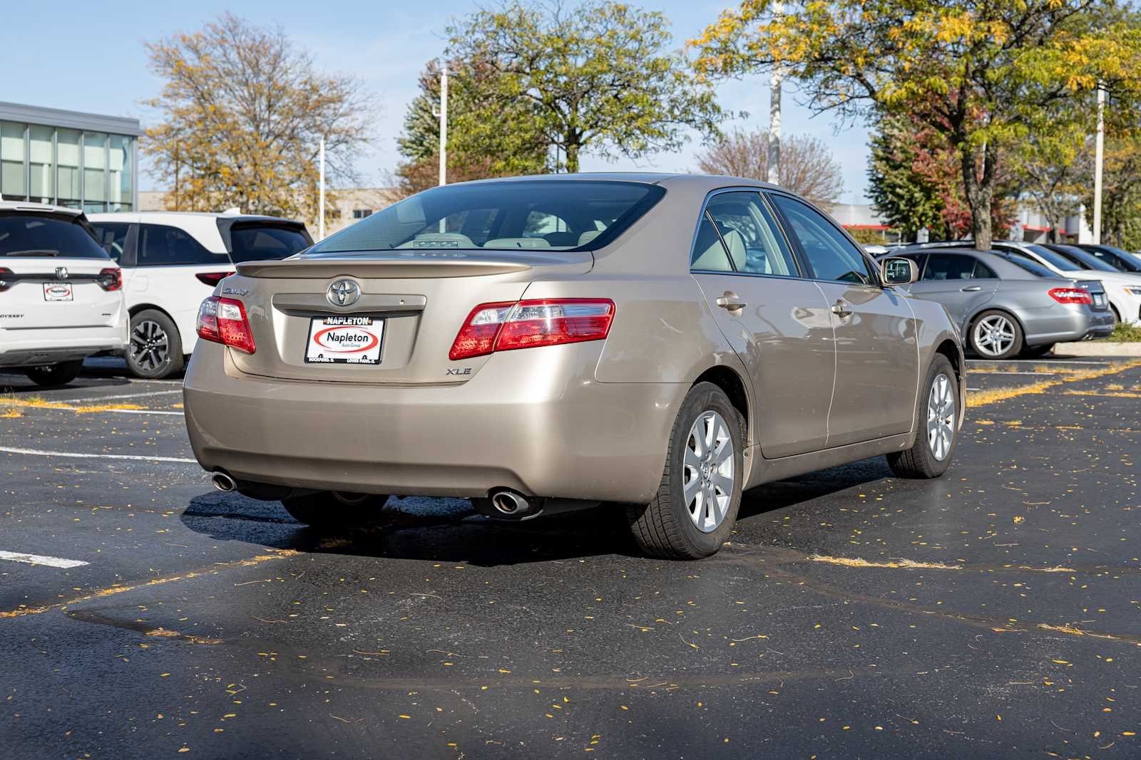 Used 2007 Desert Sand Mica Toyota LE image 6