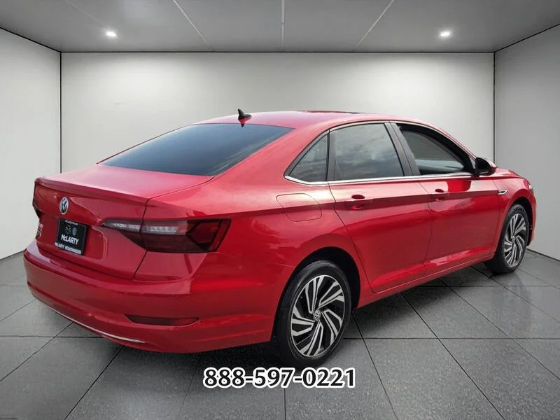 Certified Used 2021 Tornado Red Volkswagen SEL image 5