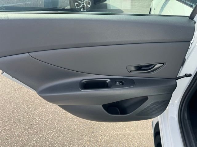 2025 Hyundai Elantra N Line - Photo 21