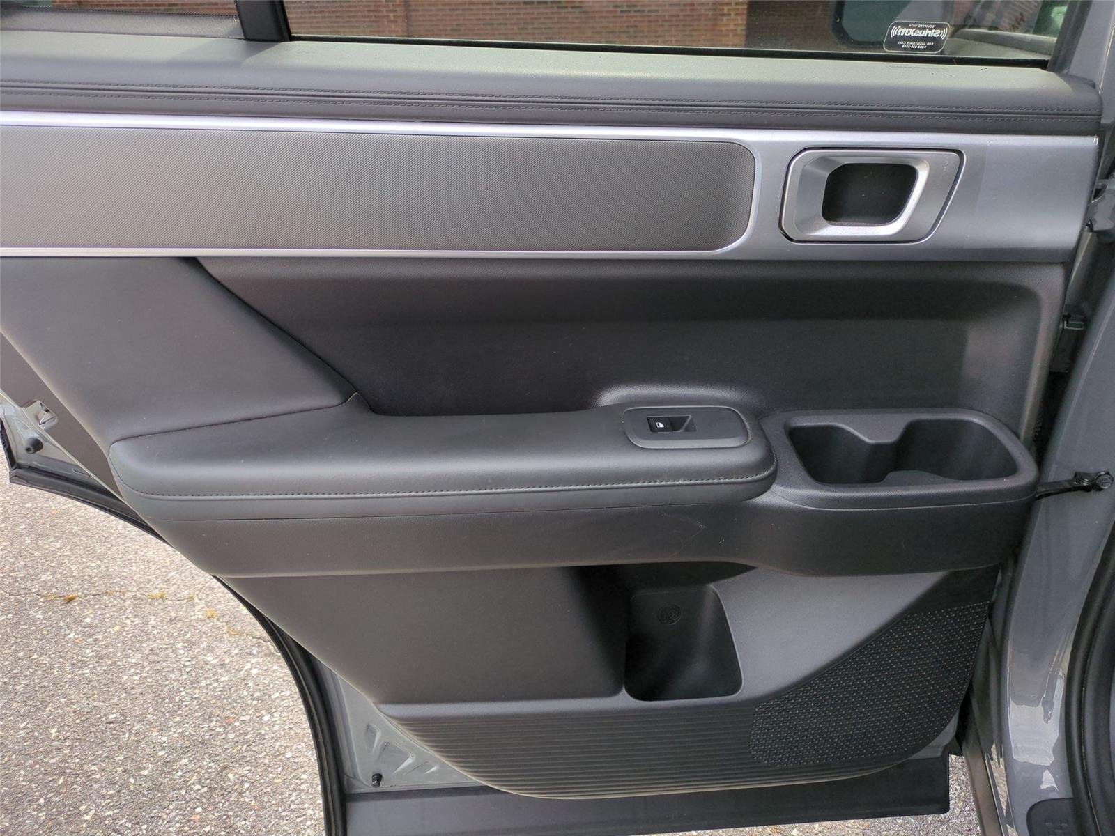 Used 2024 Hampton Gray Hyundai SEL image 30