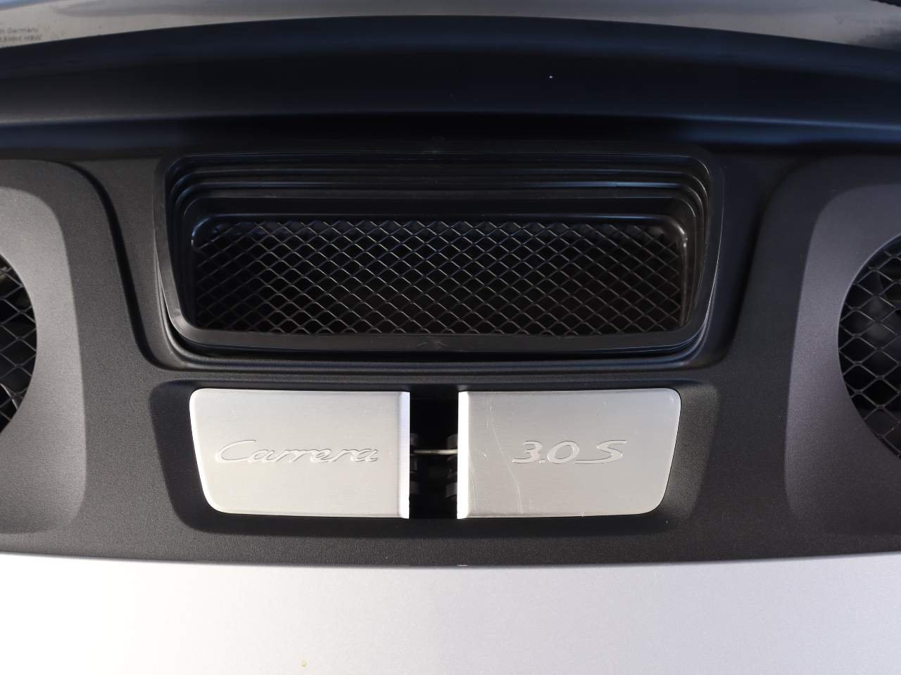Used 2017 Silver Metallic Porsche Carrera S image 24