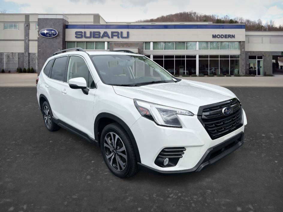 Used 2022 Crystal White Pearl Subaru Limited image 3