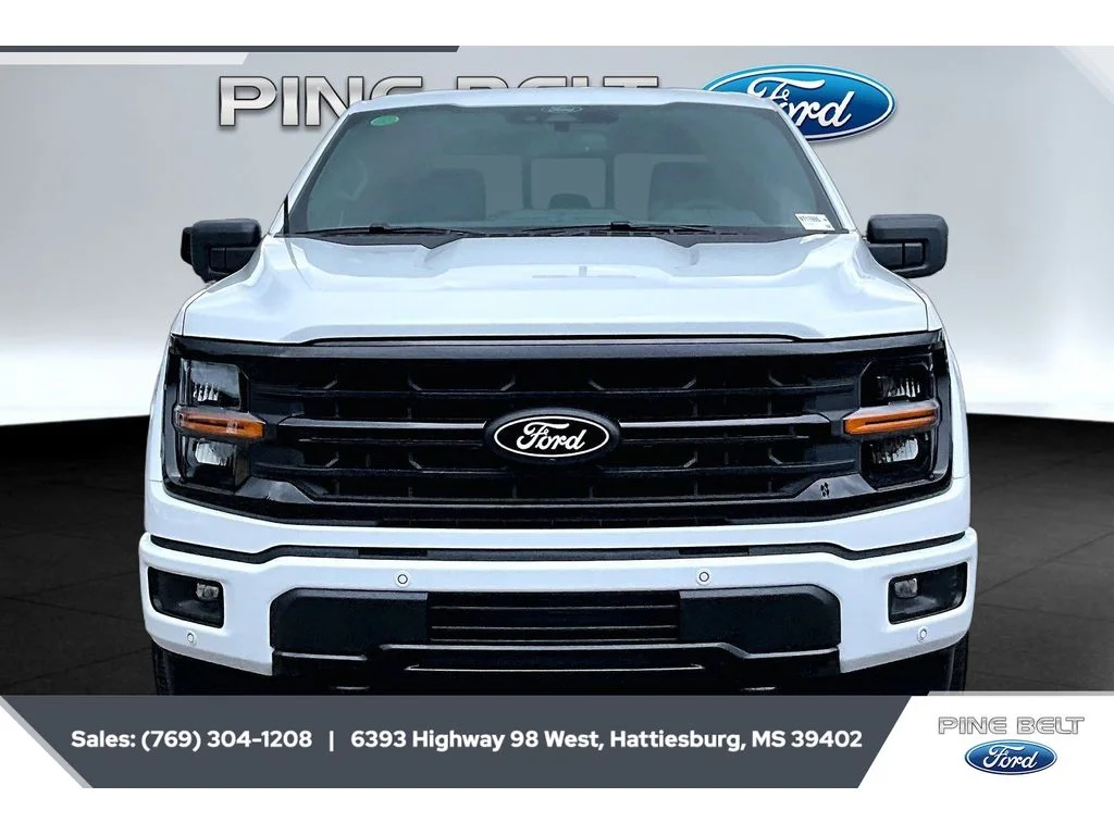 New 2026 Oxford White Ford XLT image 3