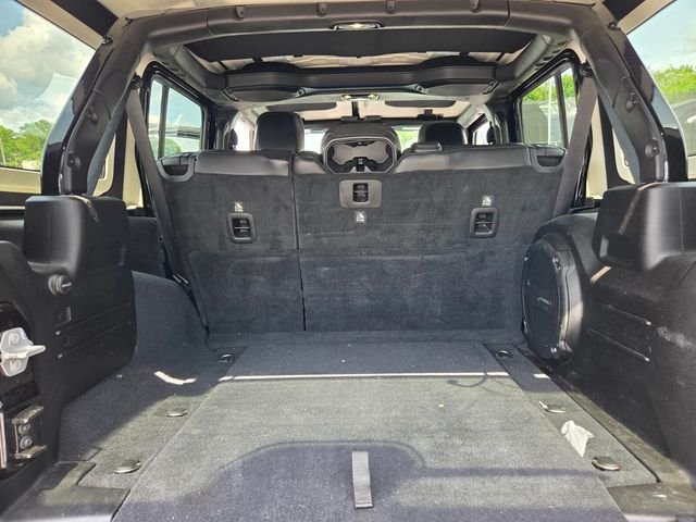 Used 2019 Black Jeep Unlimited Sahara image 28