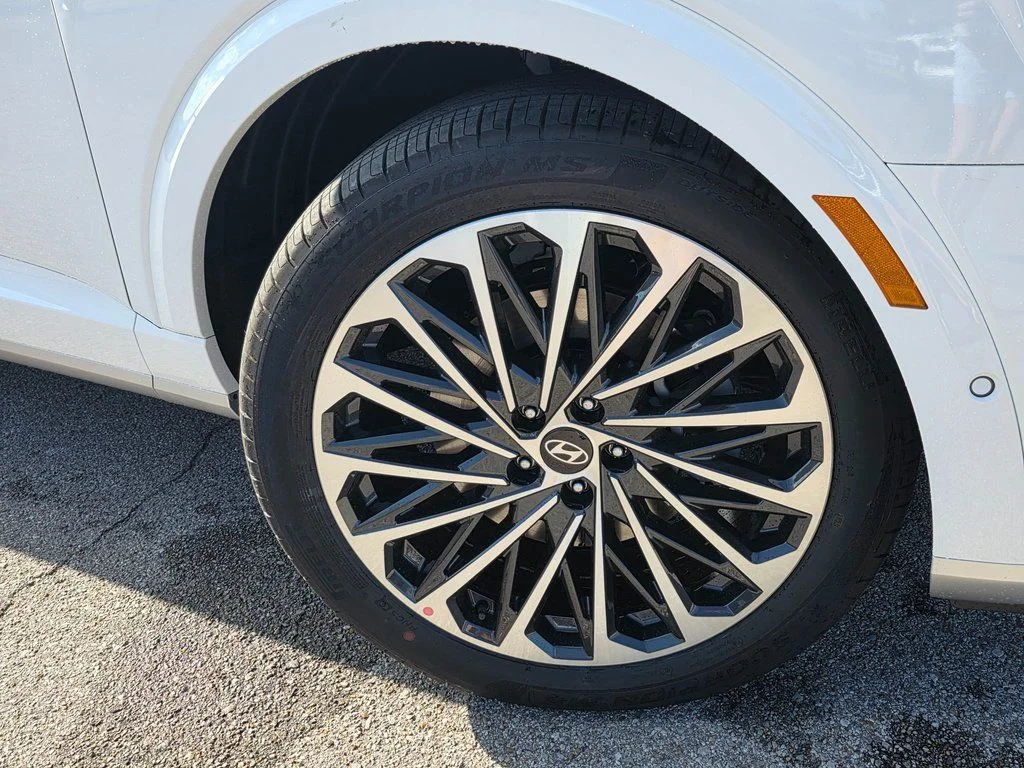 New 2026 Creamy White Pearl Hyundai Calligraphy image 11