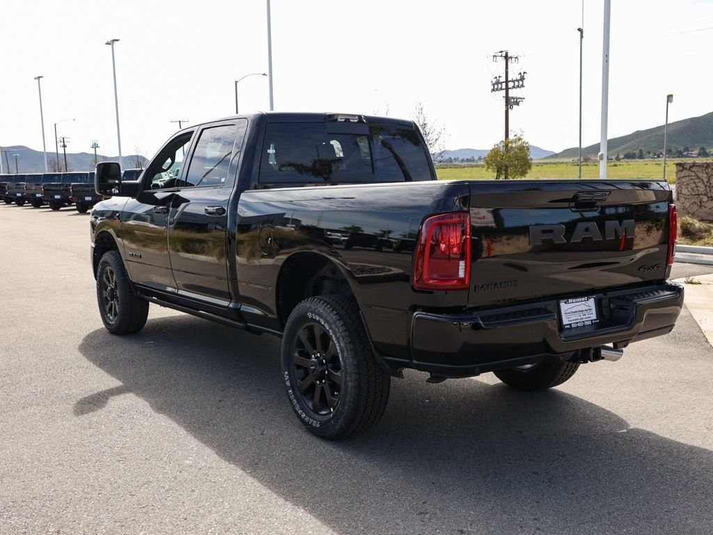 New 2026 Diamond Black Crystal Pearl-Coat Exterior Paint RAM Laramie image 5