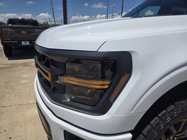 New 2026 Oxford White Ford Tremor® image 10