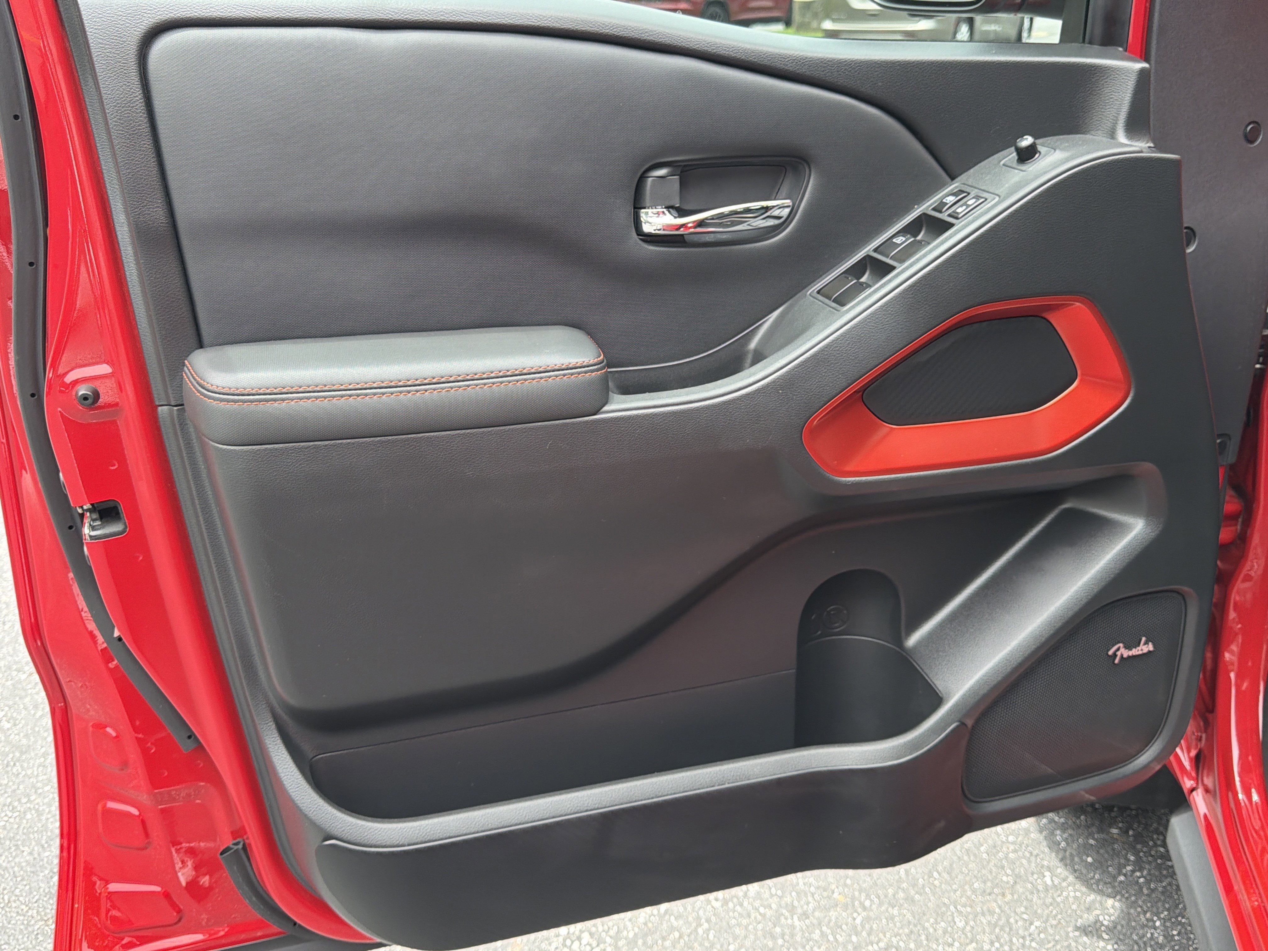 Used 2023 Red Alert Nissan PRO-4X image 10