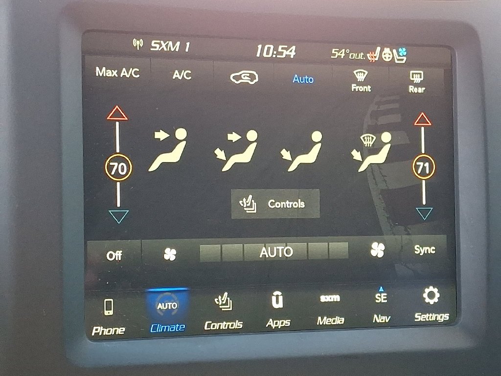 Used 2023 Gray Jeep Altitude image 18