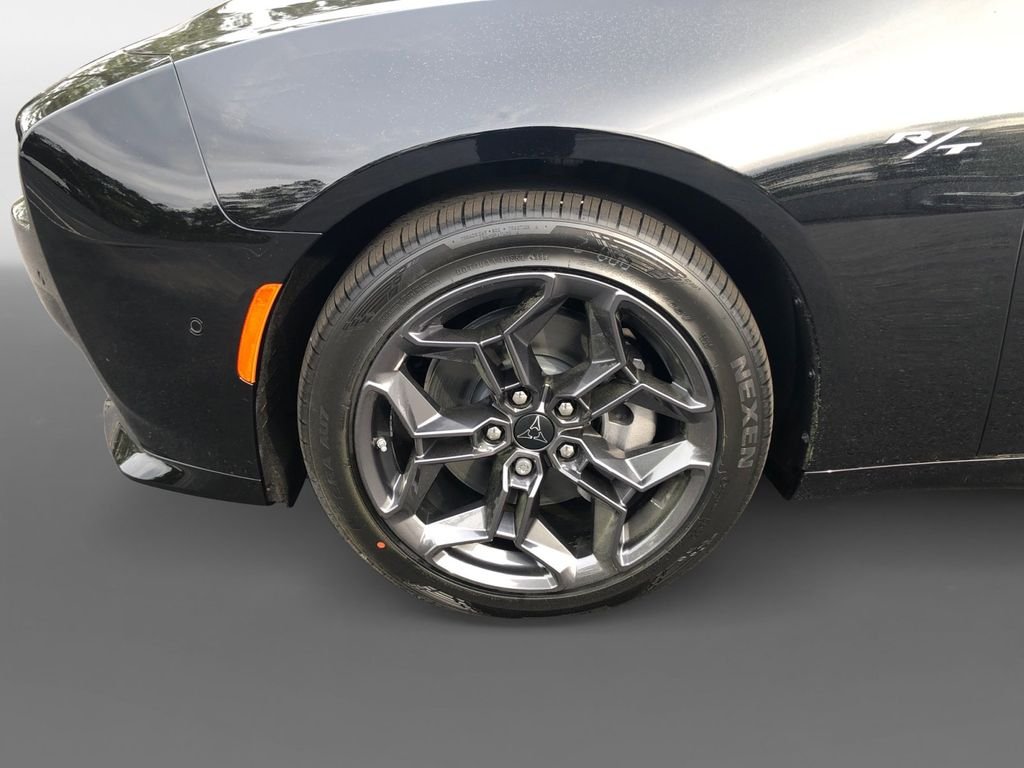 New 2026 Diamond Black Crystal Pearlcoat Dodge R/T Plus image 15