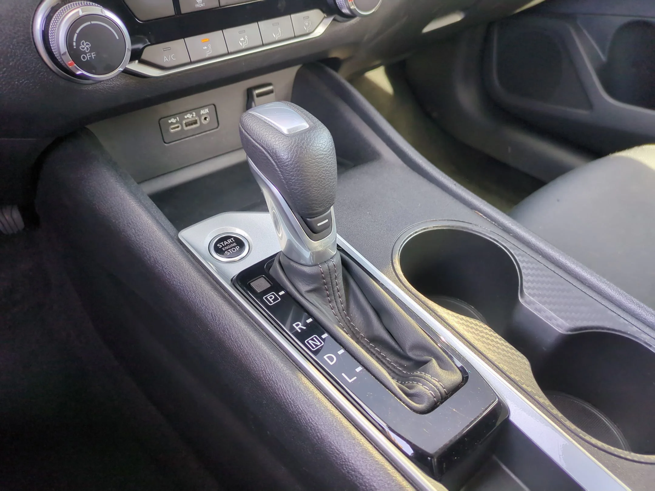 2025 Nissan Altima SV - Photo 19
