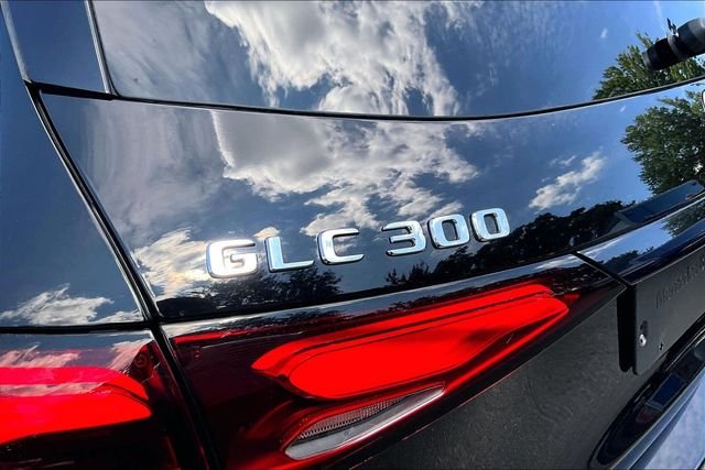 Certified Used 2023 Black Mercedes-Benz GLC 300 image 8