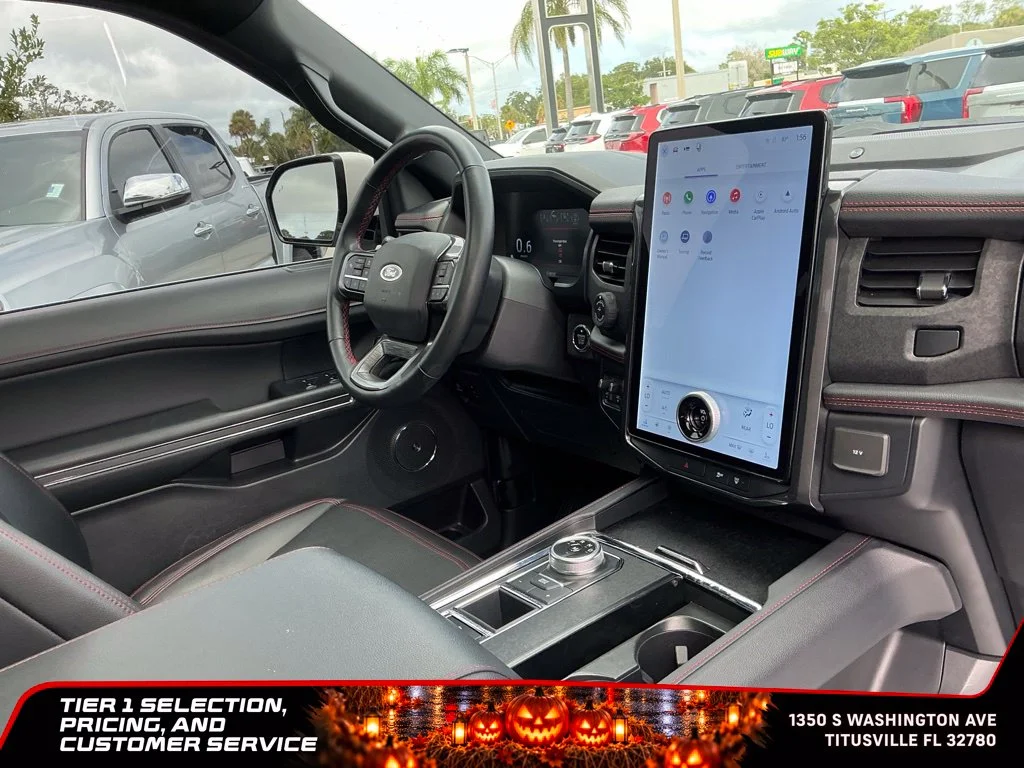 Used 2023 White Ford Limited image 12