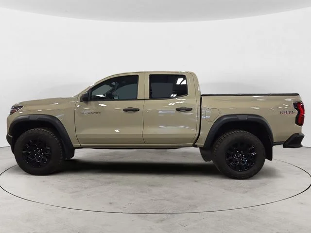 Used 2024  Chevrolet Trail Boss image 8