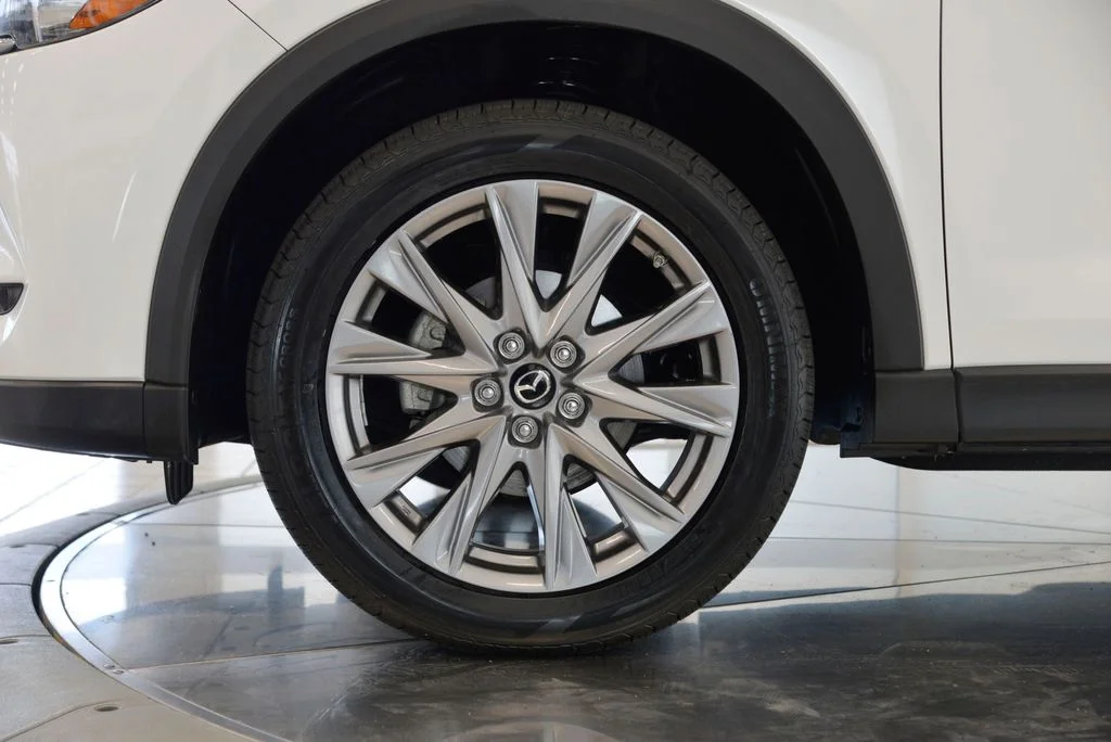 Used 2020 White Mazda Grand Touring image 10