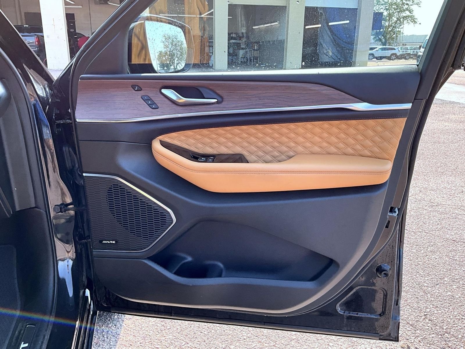 2022 Jeep Grand Cherokee Summit - Photo 16