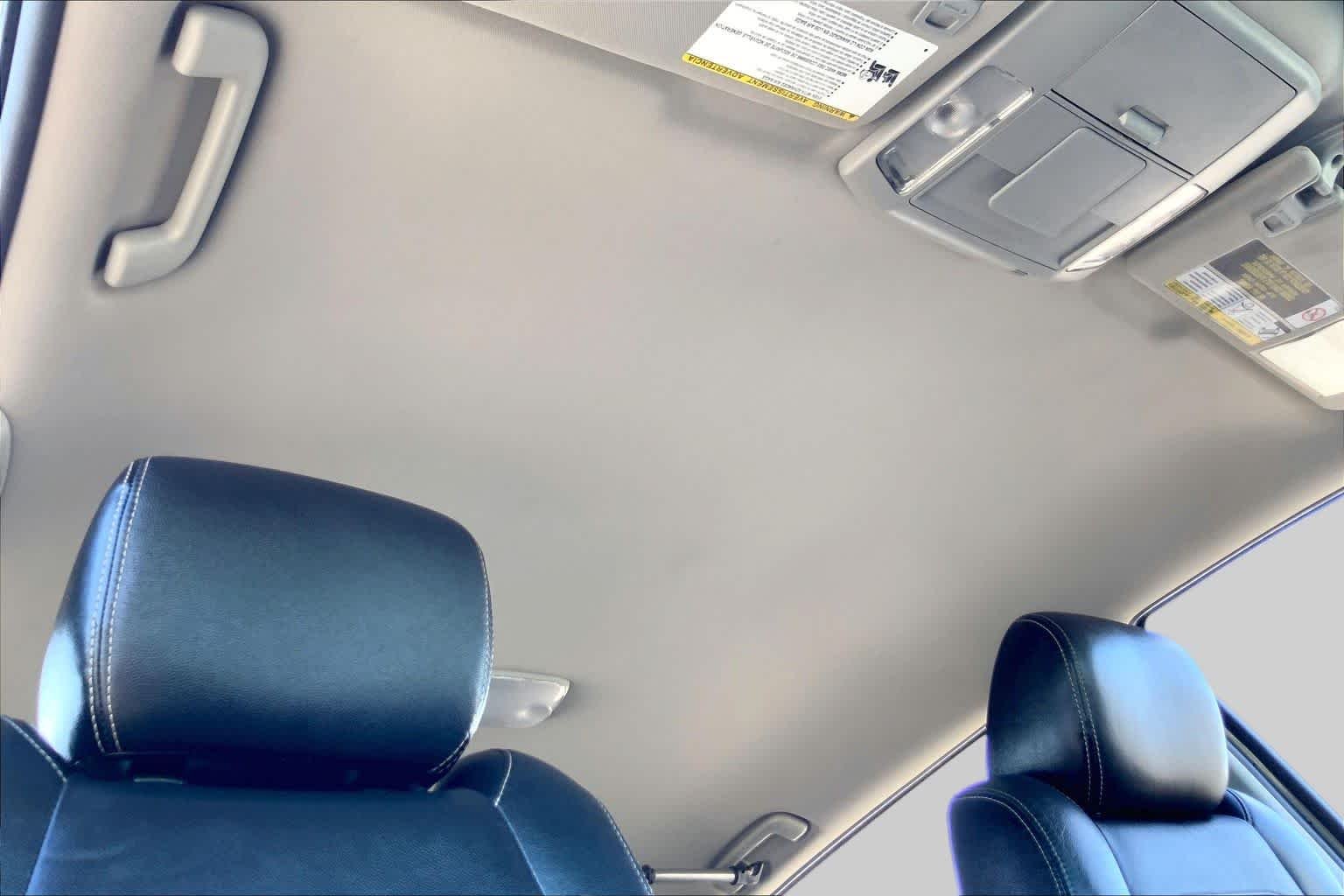 Used 2018 Quicksand Toyota SR5 image 13