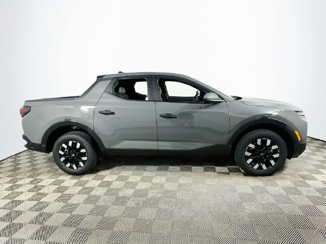 New 2027 Gray Hyundai SE image 2