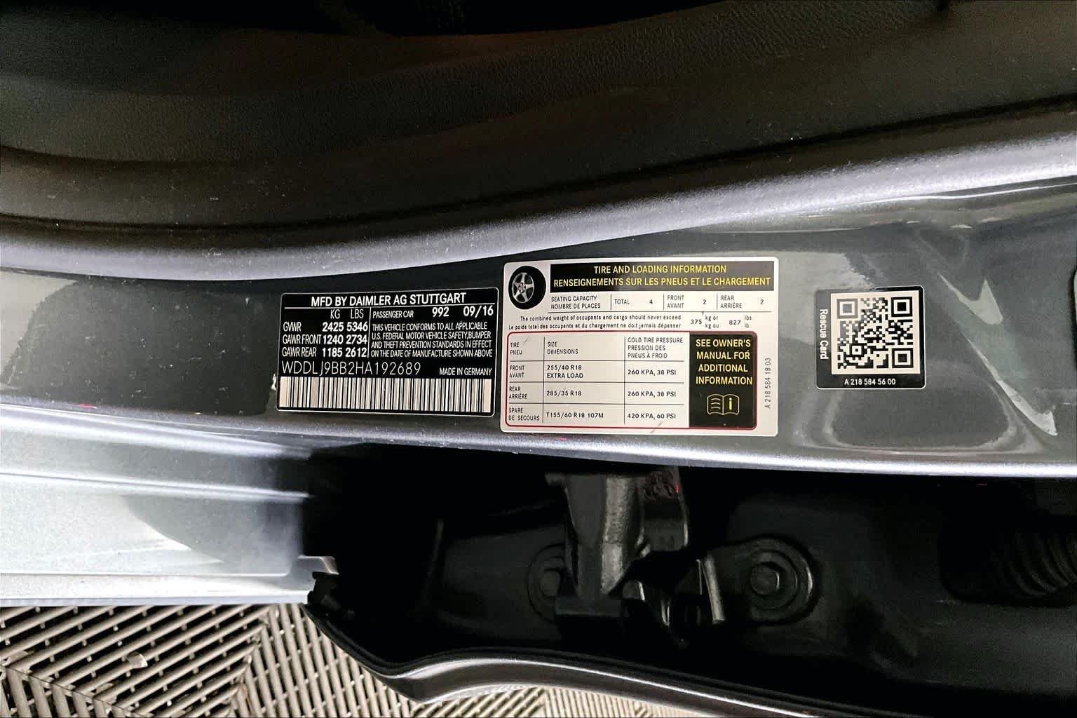 Used 2017 Selenite Grey Metallic Mercedes-Benz CLS 550 image 32