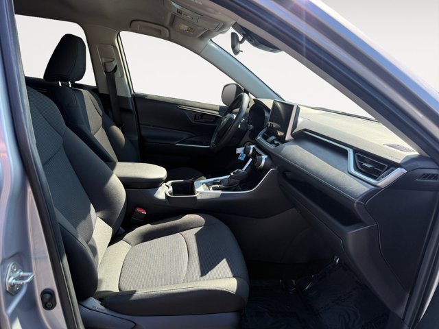 Used 2025 Silver Sky Metallic Toyota LE image 19
