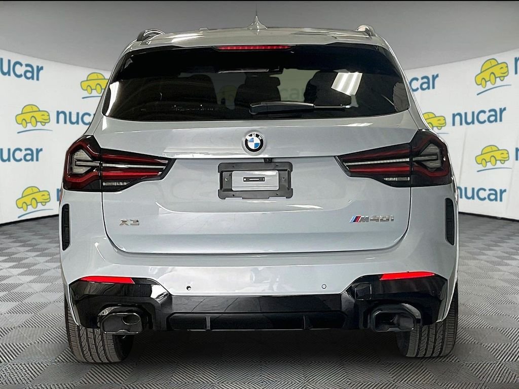 Used 2024 Gray BMW M40i image 5