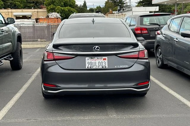 Used 2022 Gray Lexus 300h image 7