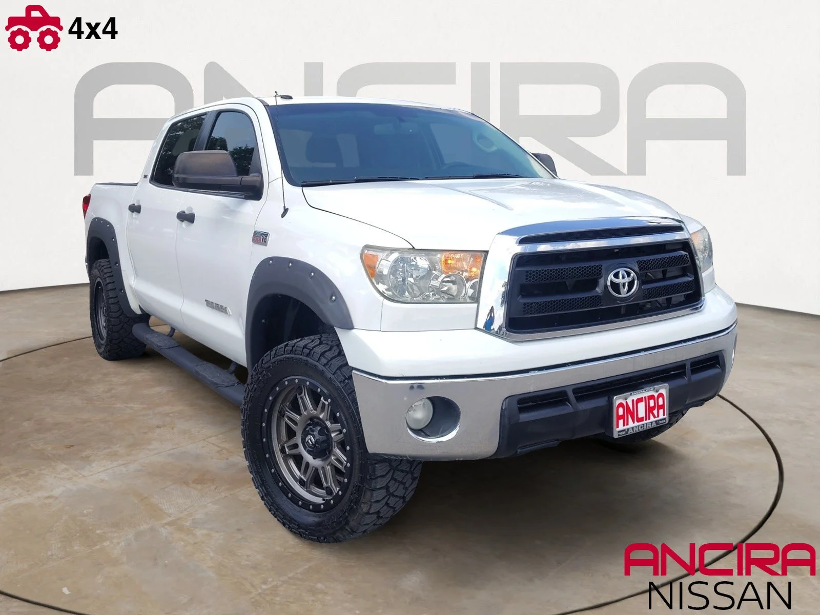 Used 2013 Super White Toyota Grade image 1