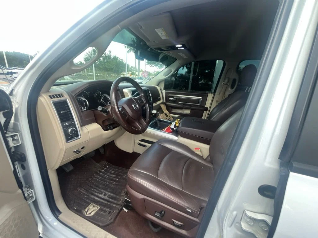 Used 2018 Bright White Clearcoat Ram Big Horn image 9