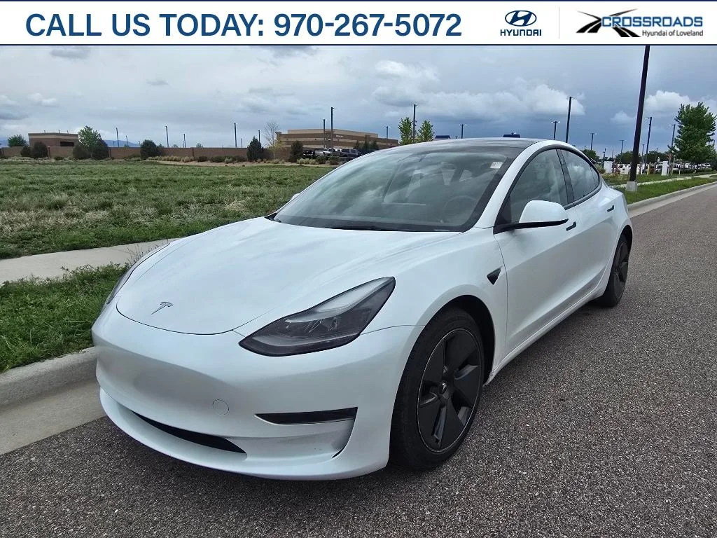 2023 Tesla Model 3 -'s photo