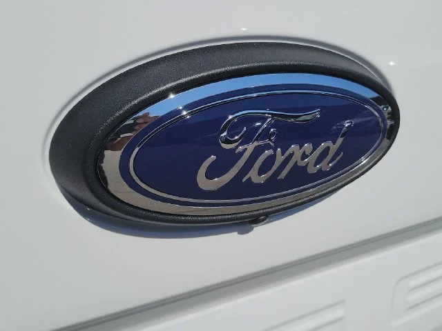 New 2026 Oxford White Ford XL image 10
