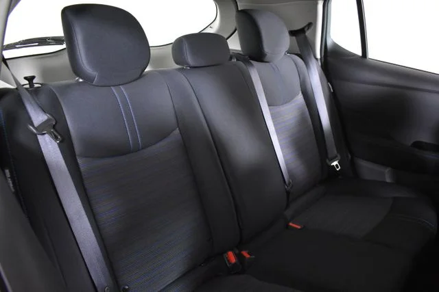 Used 2022 Silver Nissan SV Plus image 18