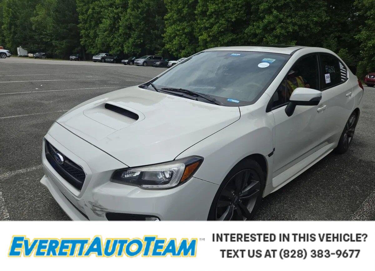Used 2016 Crystal White Pearl Subaru Limited image 1