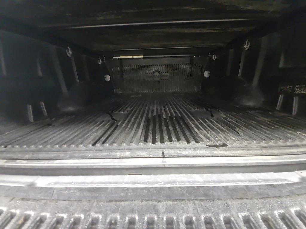 Used 2020 Silver Ford XLT image 16
