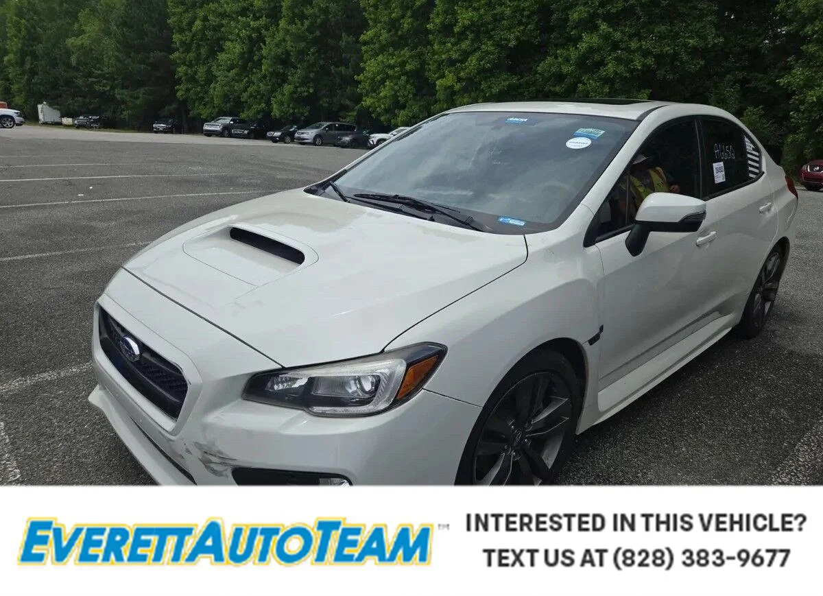 Used 2016 Crystal White Pearl Subaru Limited image 1