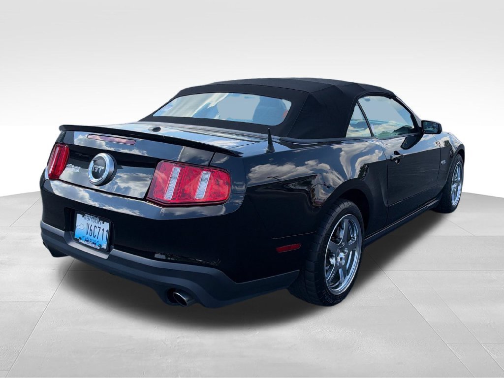 Used 2011 Black Ford GT Premium image 5