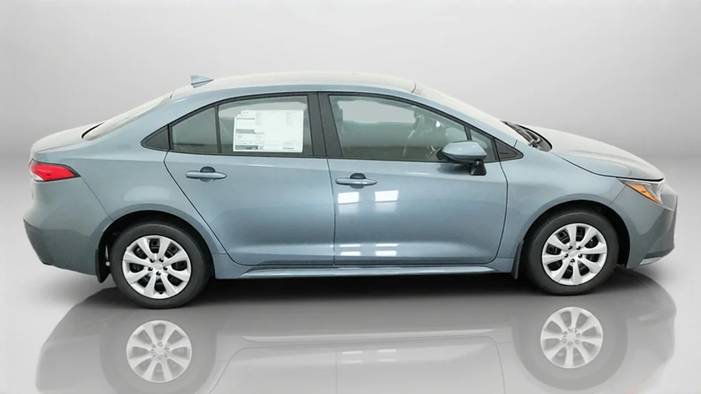 New 2027 Celestite Toyota LE image 7