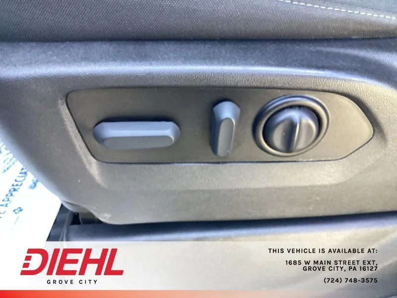 Used 2022 Silver Chevrolet LT Trail Boss image 22
