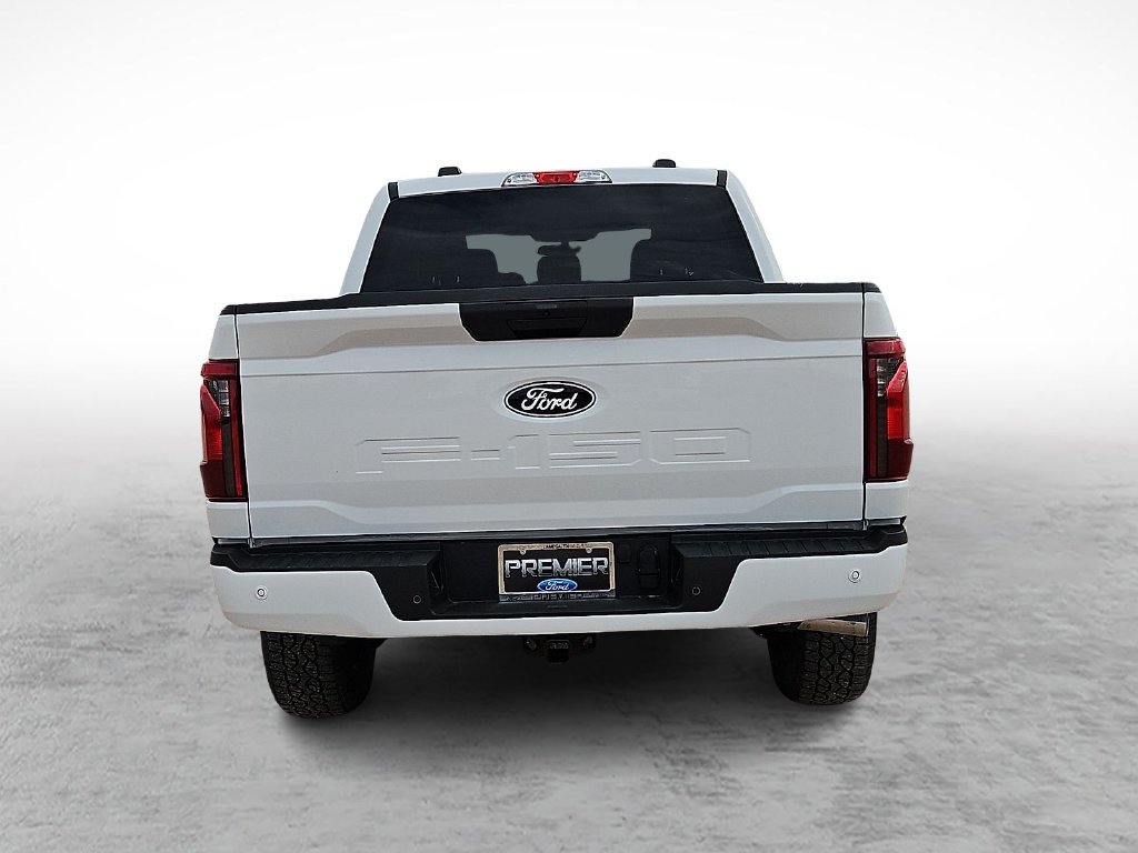 New 2026 Oxford White Ford XLT image 9
