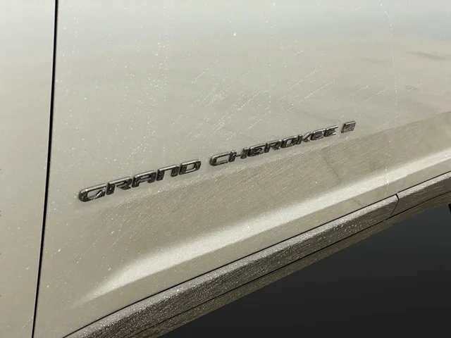 New 2026 Silver Zynith Exterior Paint Jeep Altitude image 37
