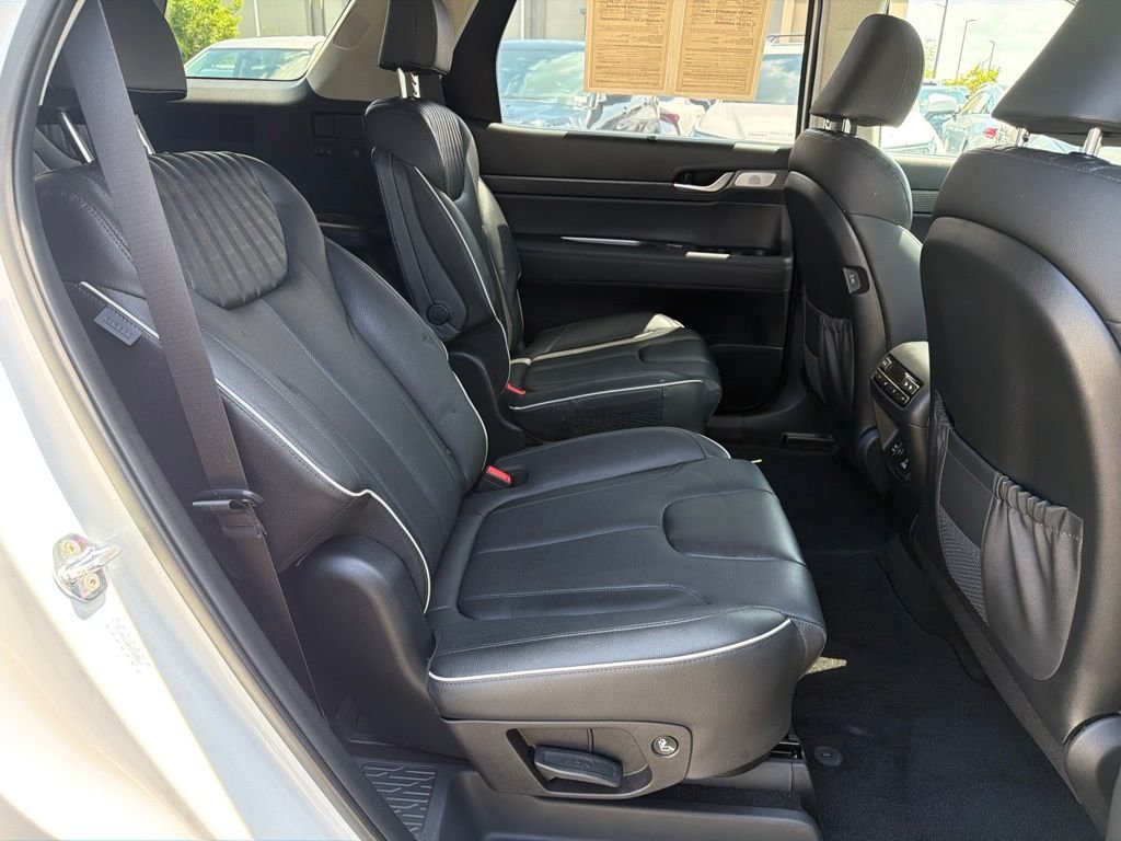 Used 2023 White Hyundai Limited image 21