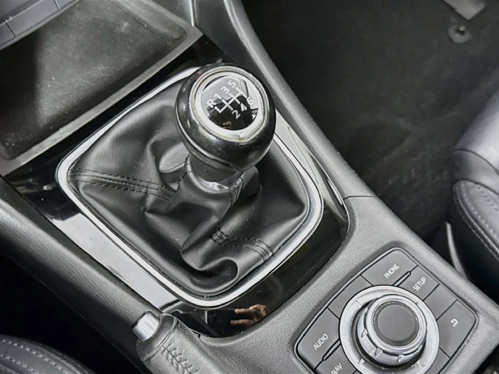 Used 2015 Blue Mazda i Touring image 19