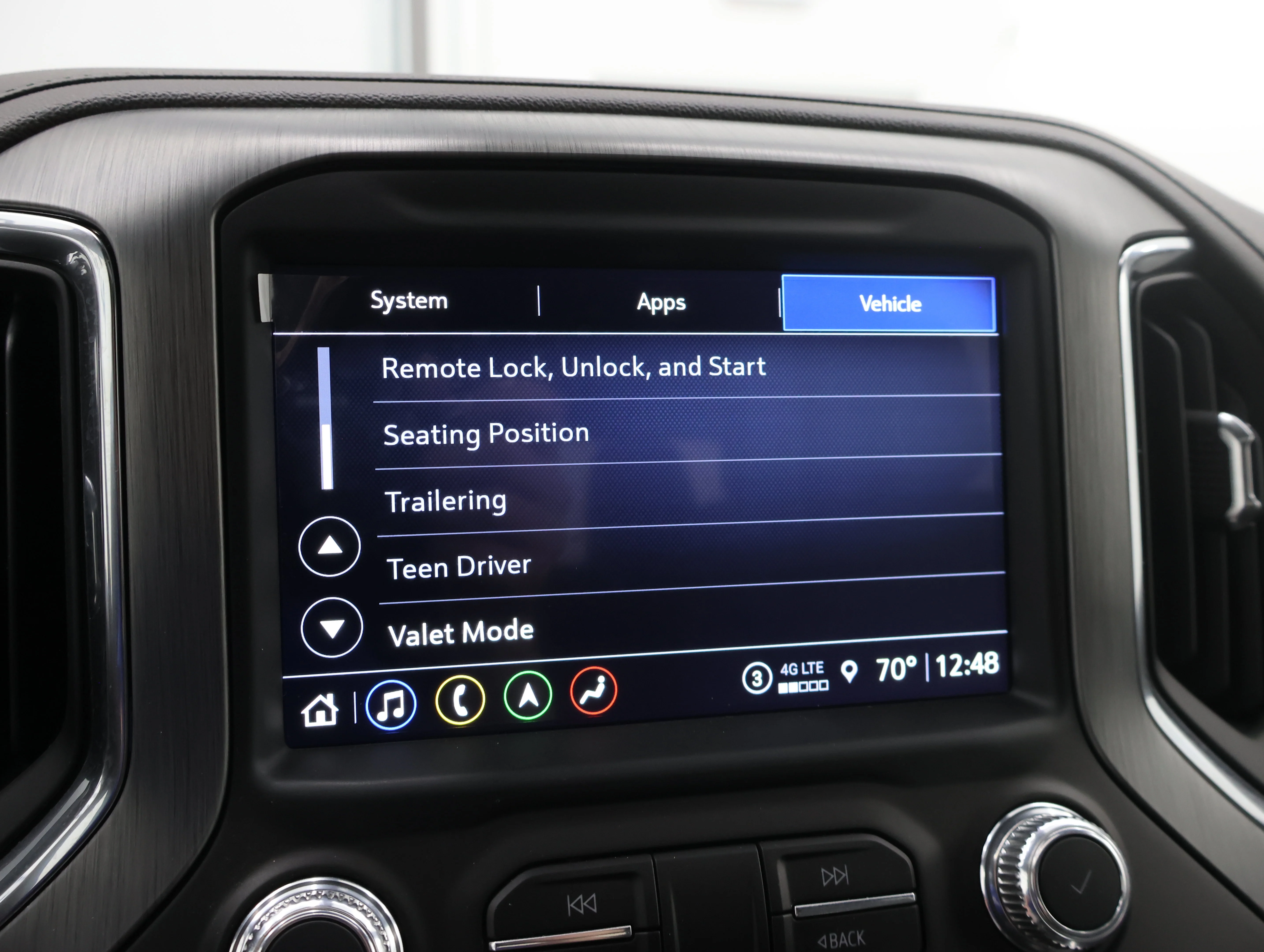 Used 2022 White Frost Tricoat GMC Denali image 75