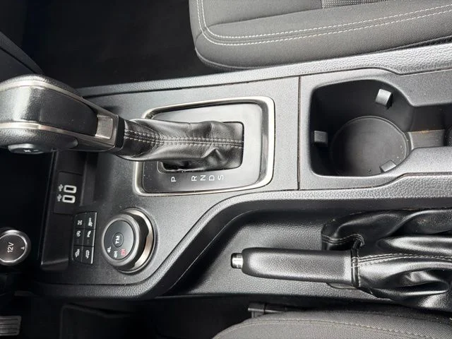 Used 2019 Gray Ford XLT image 21