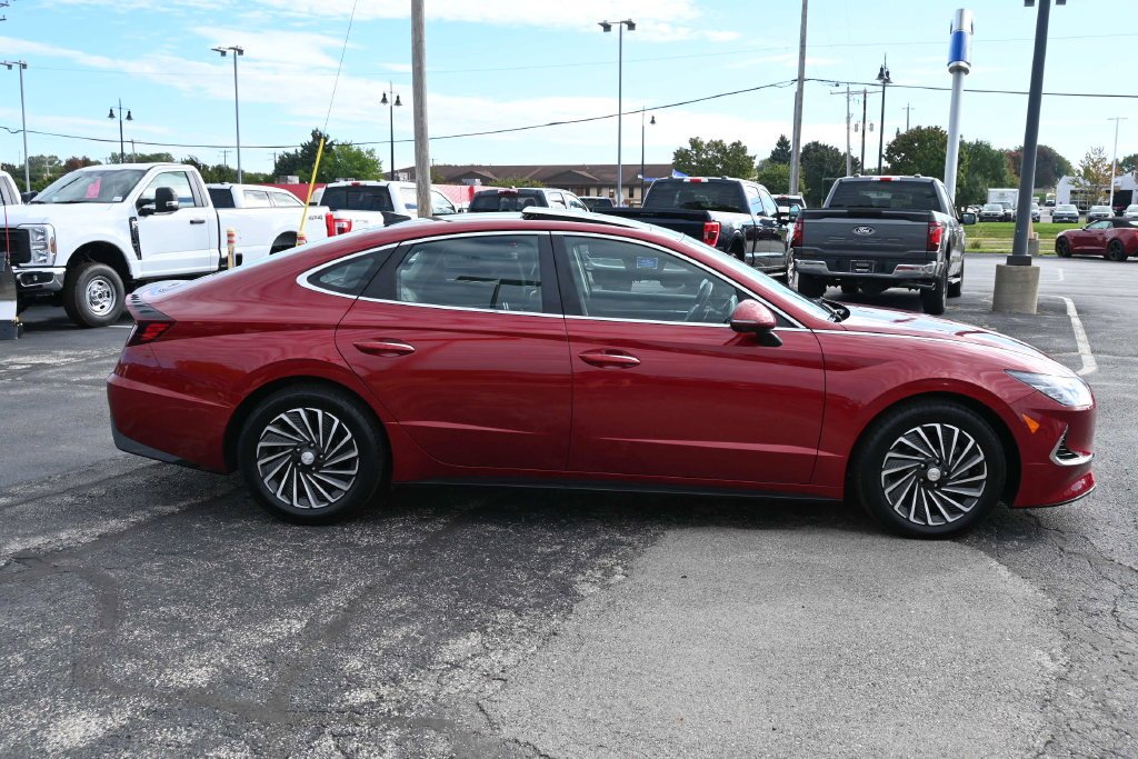 Used 2023 Red Hyundai Limited image 8
