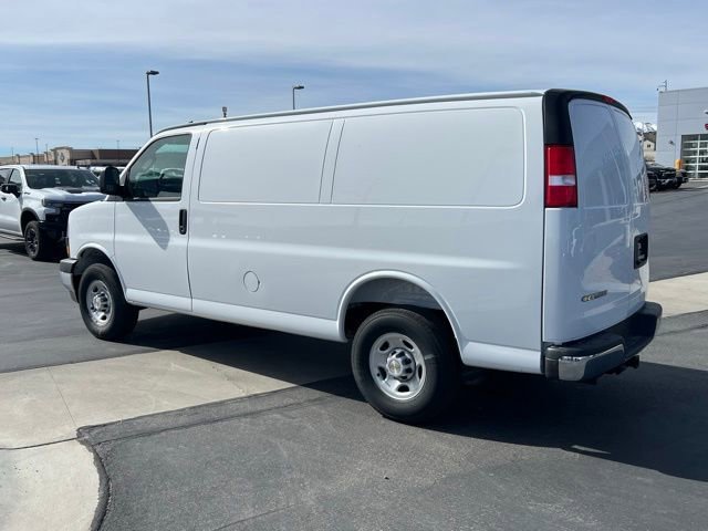2025 Chevrolet Express Cargo Work Van - Photo 20
